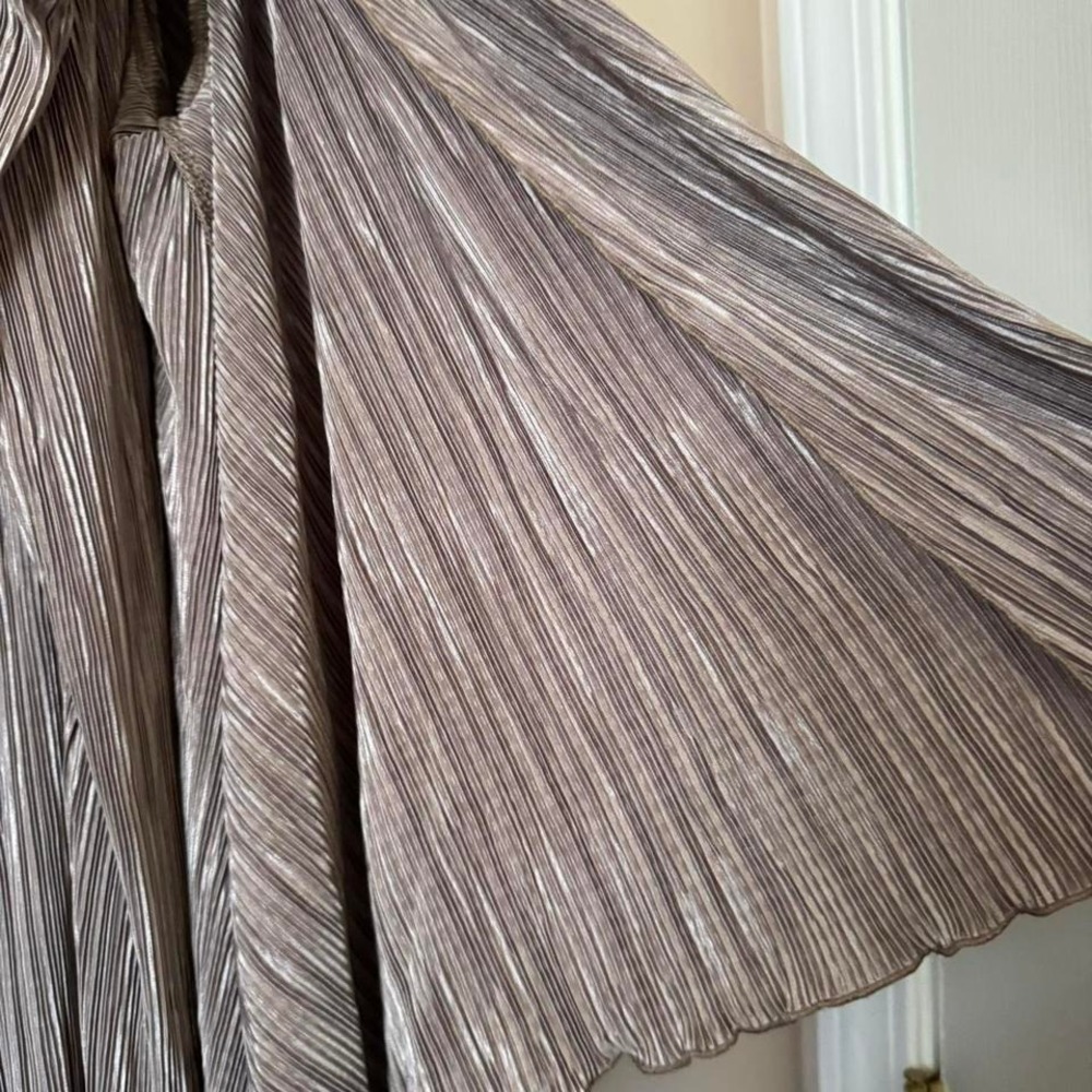 90s Two Piece Crinkle Pant Set Taupe - Picture 6 of 7